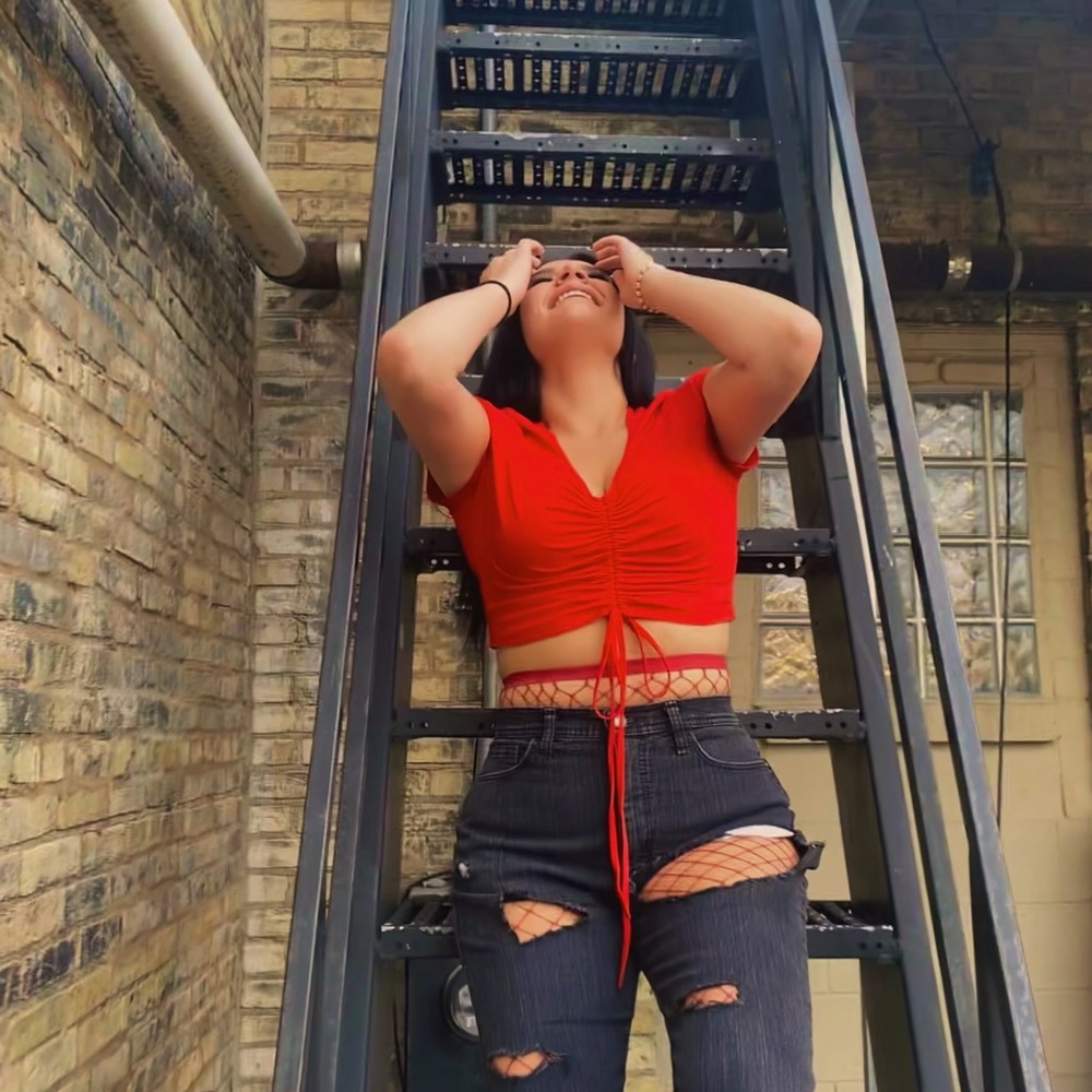 Meet your Posher, Christina